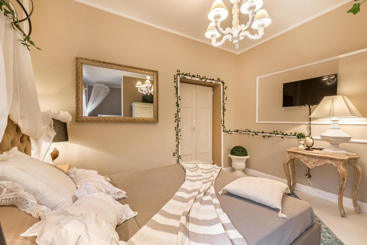 Moulin Rouge Lerici Apartamento Exterior foto